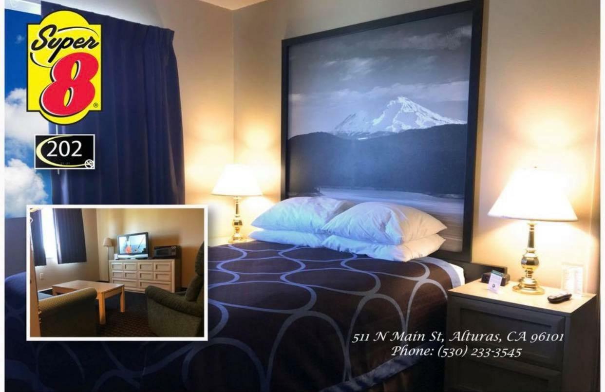 Super 8 By Wyndham Alturas Hotell Exteriör bild